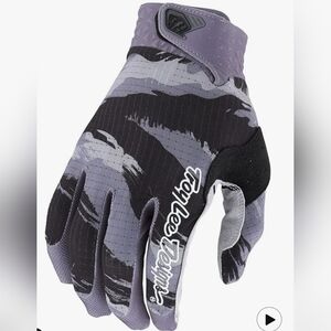 Troy Lee Designs Youth XL Camouflage Gloves